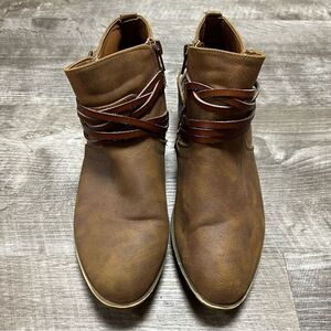 Madden Girl Barty Ankle Booties Size 7.5